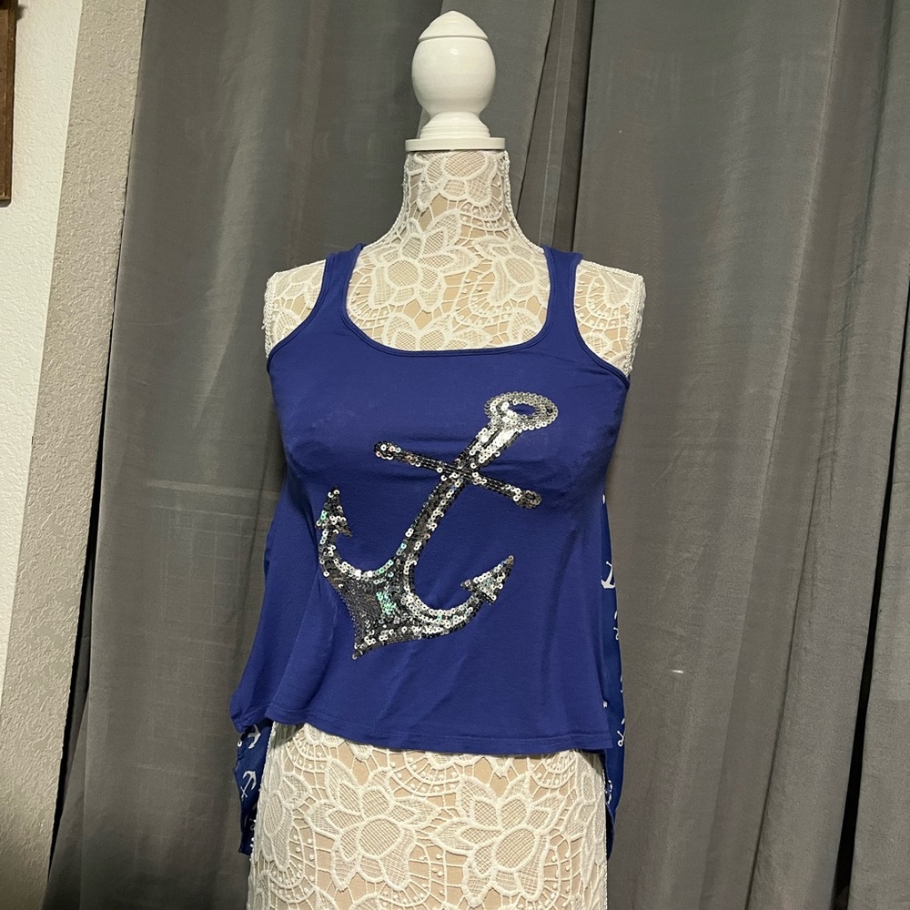 Cute anchor shirt